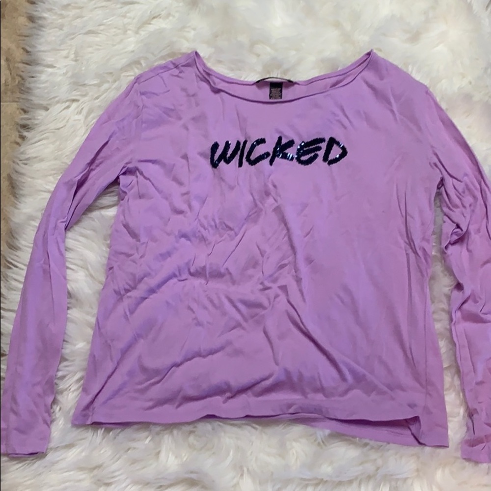 Victoria’s Secret lounge WICKED shirt